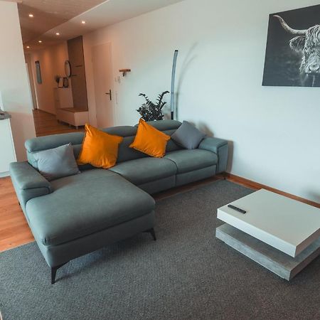Ferienwohnung Steinablick Mit Grossem Balkon & Garage ユーリンゲン・ビルケンドルフ エクステリア 写真